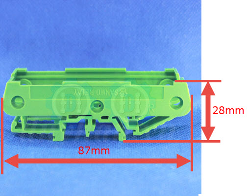 Chan-de-nhua-gan-thanh-ray-72mm-5